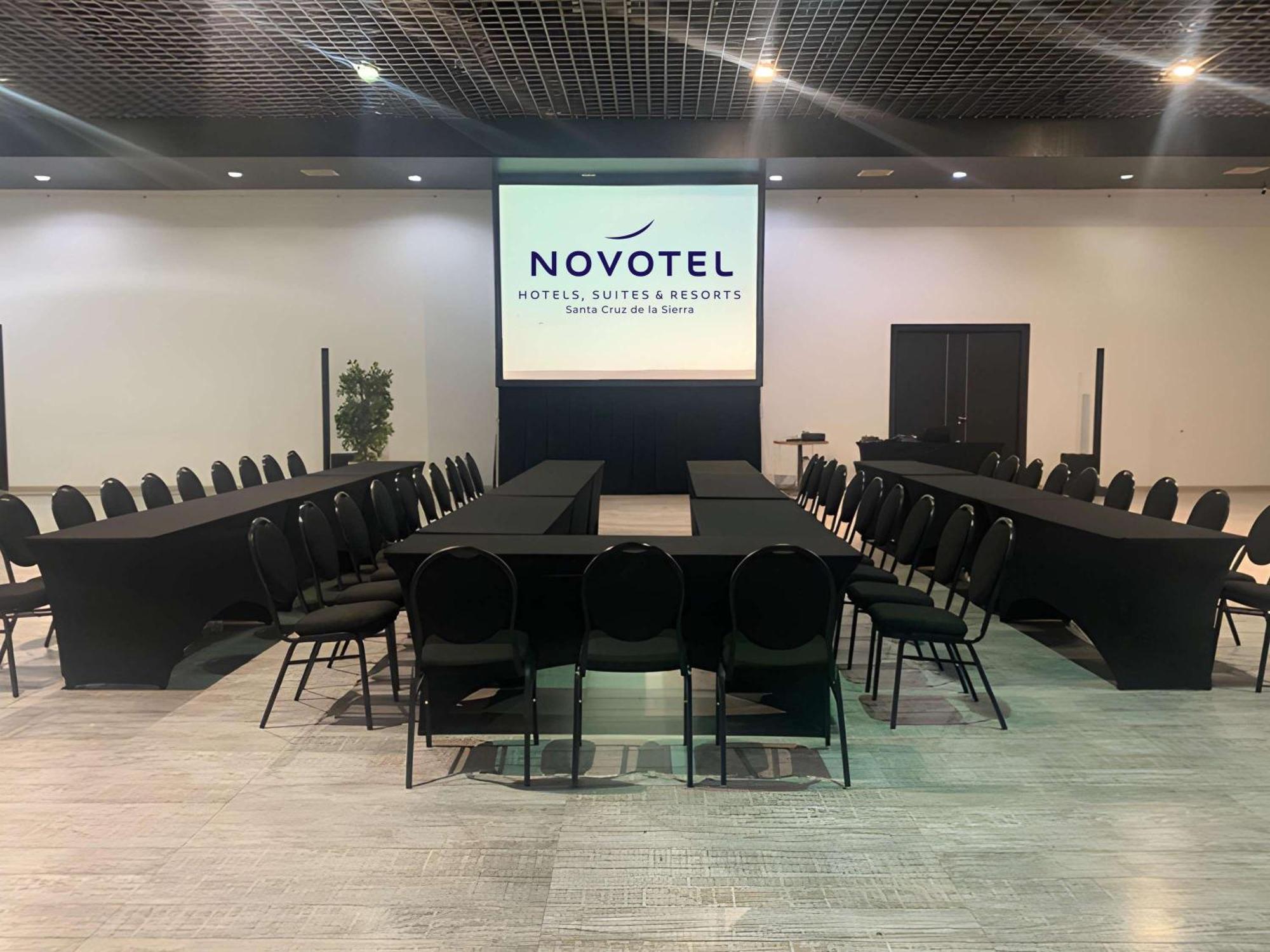 Novotel Santa Cruz De La Sierra Exteriör bild