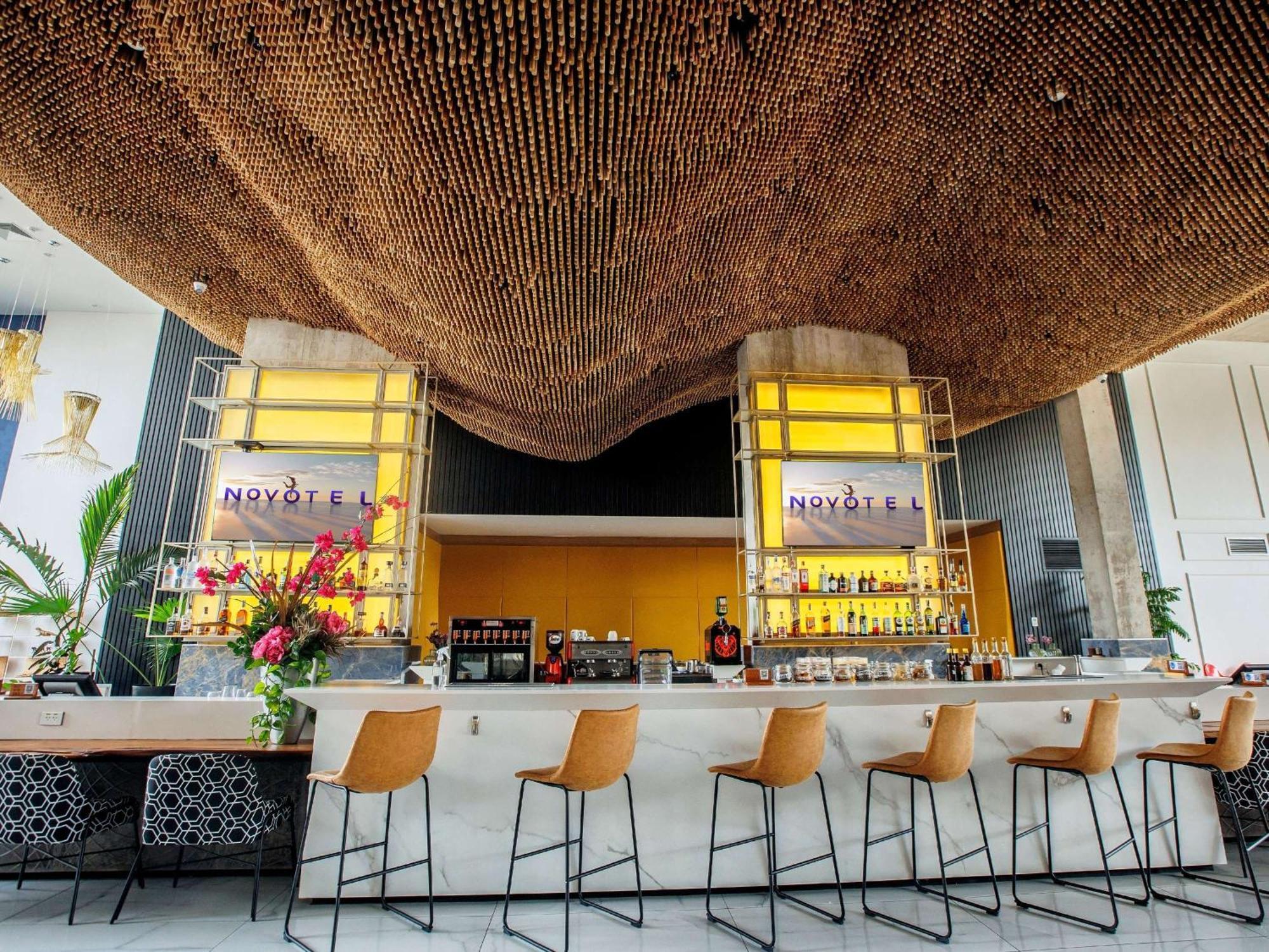 Novotel Santa Cruz De La Sierra Exteriör bild